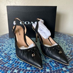 Coach Wionna Pump size 10